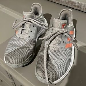 Adidas game court tennis shoes